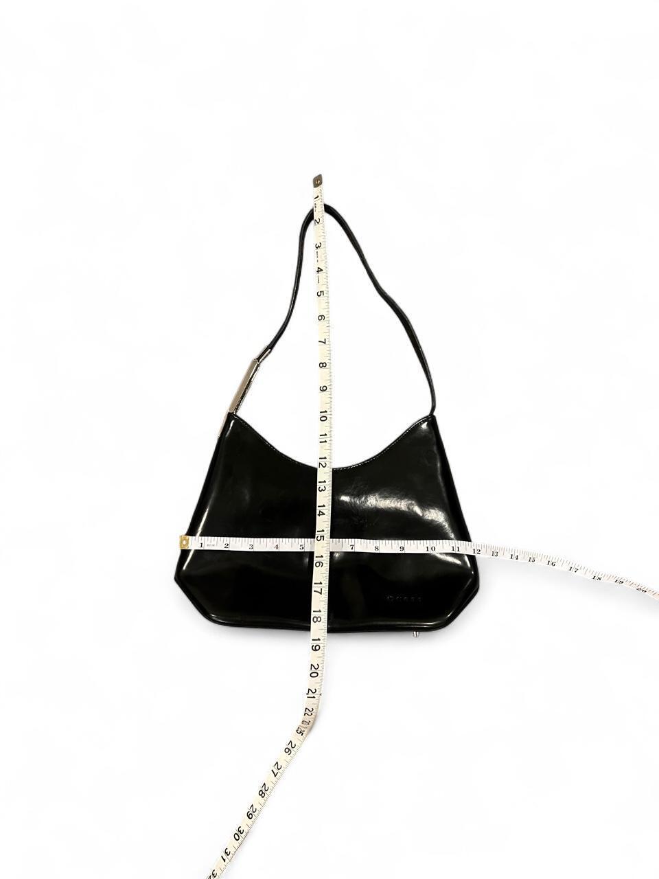 Vintage Guess Black Shoulder Bag | Y2K Minimalist Baguette Purse