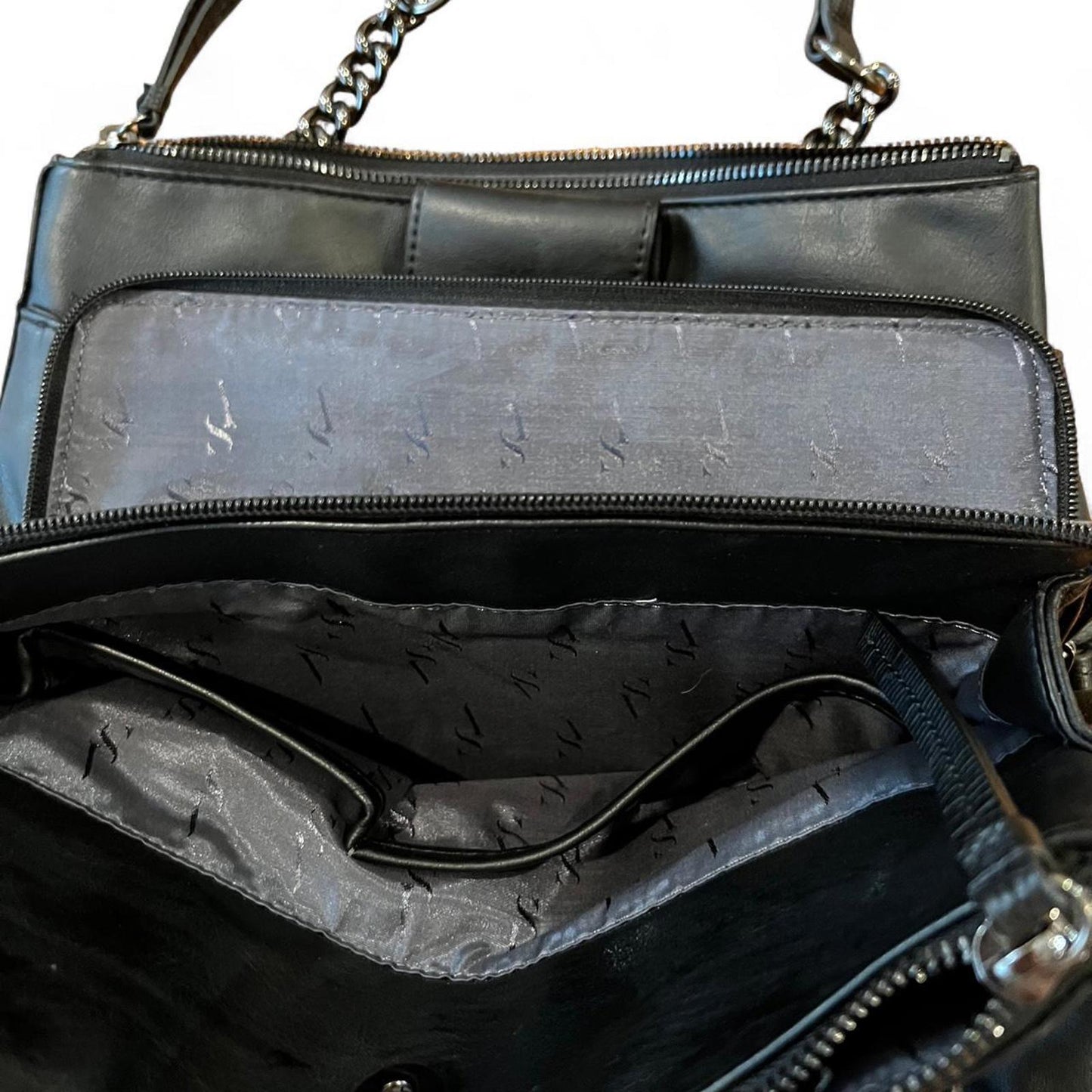 Y2K Black Chain Detail Shoulder Bag