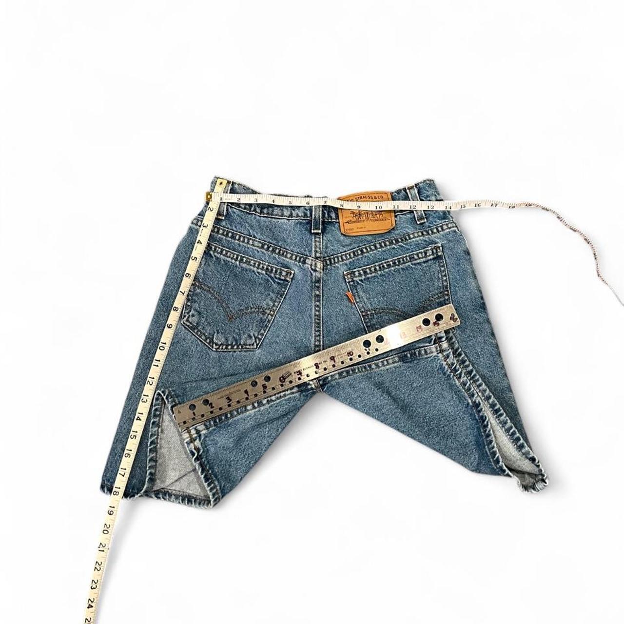 Vintage Levi’s 950 Orange Tab Relaxed Fit Denim Shorts Made in USA 90s