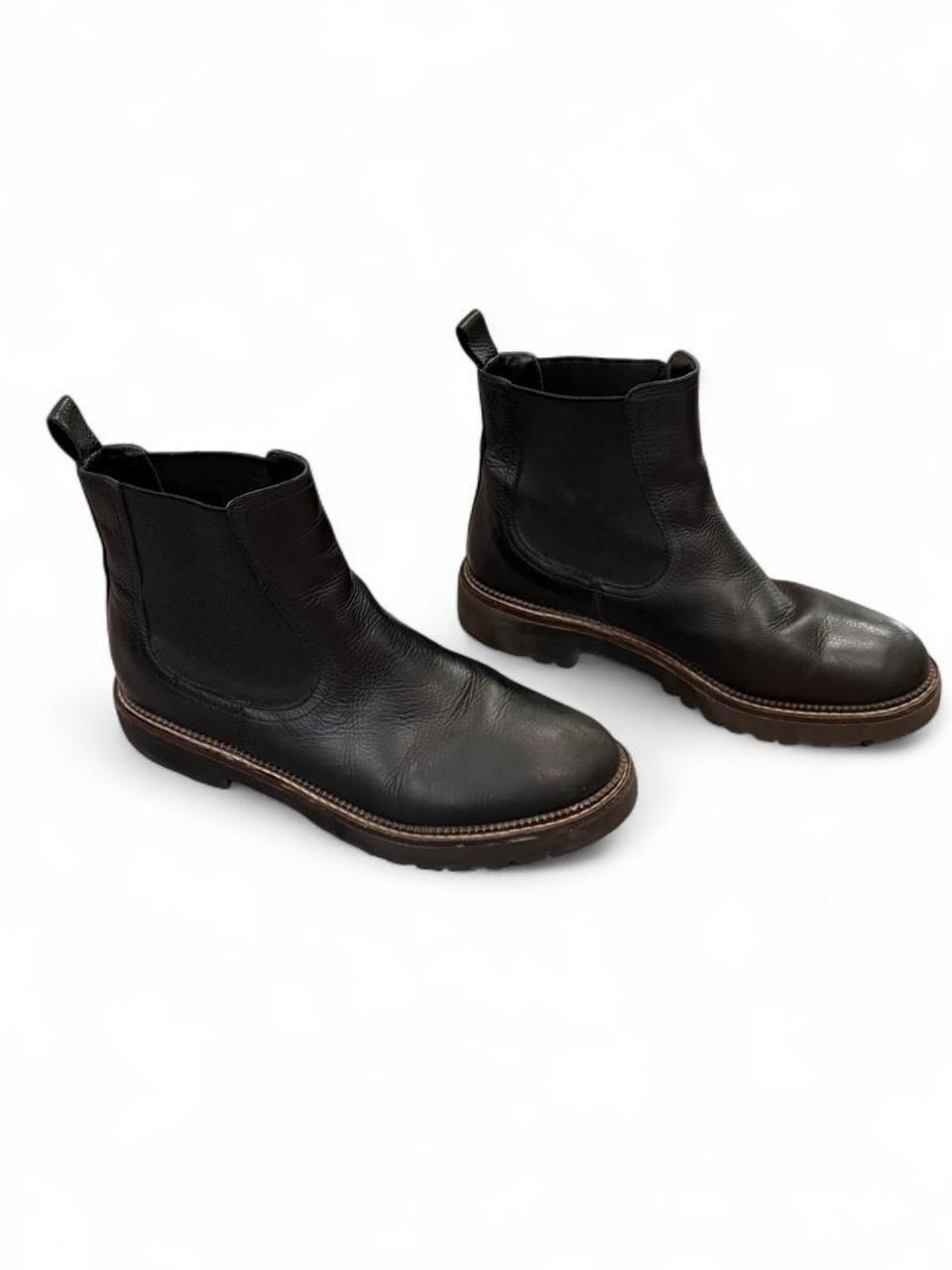 Caslon Black Leather Chunky Chelsea Boots 8.5