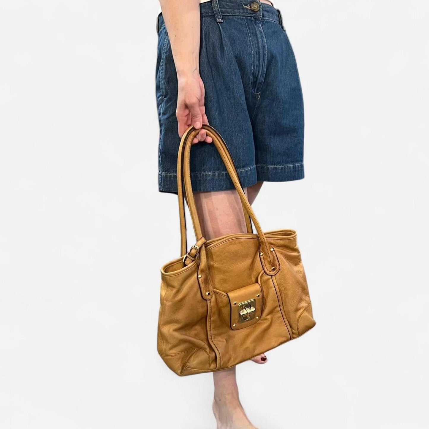 Vintage Leather Shoulder Bag Tan