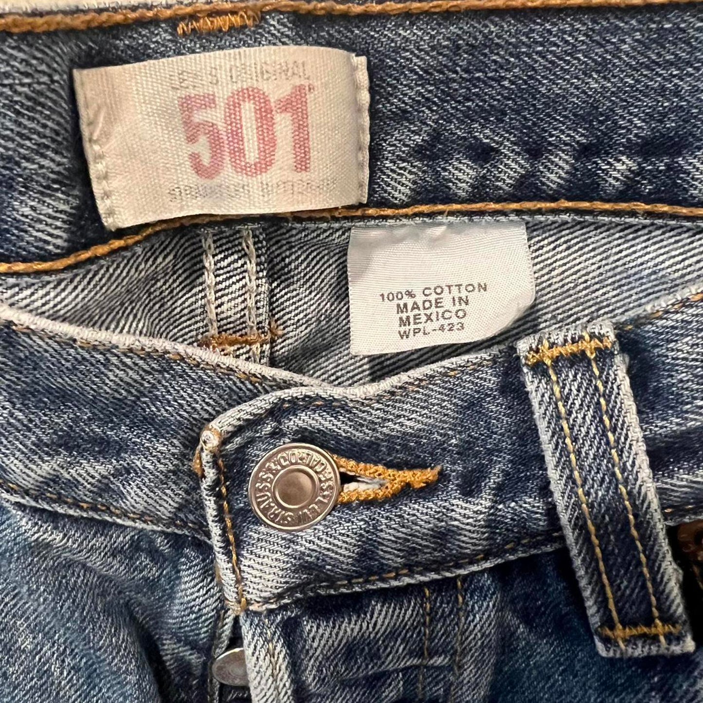 Vintage Levi’s 501 Straight Leg Jeans