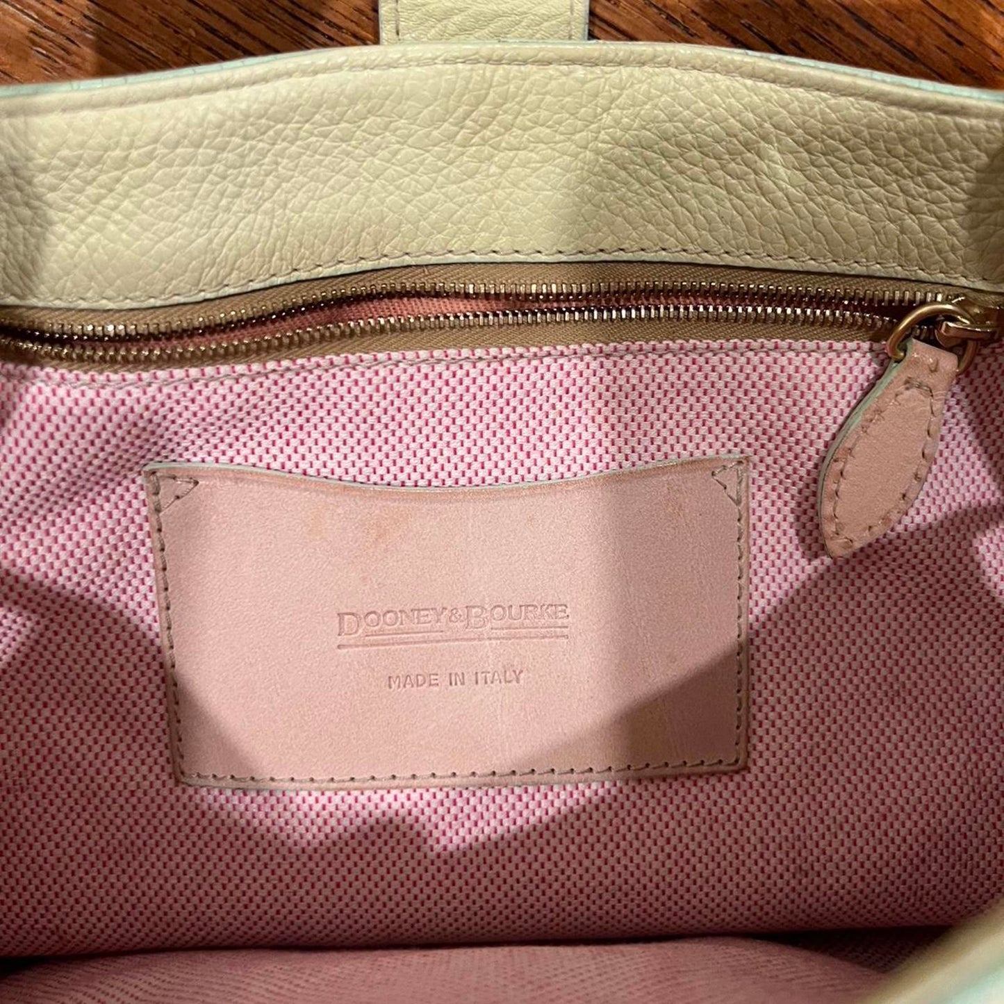 Vintage Y2K Dooney & Bourke Leather Shoulder Bag