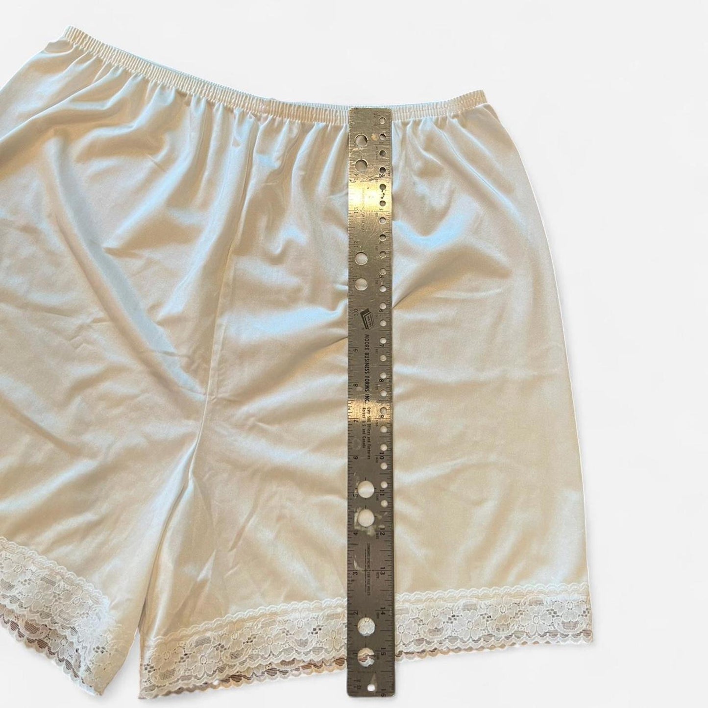 Vintage 90’s Lace Trim Slip Shorts Set Black & White