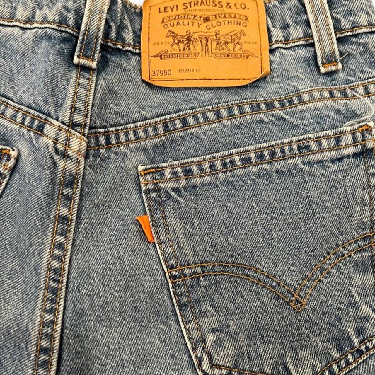 Vintage Levi’s 950 Orange Tab Relaxed Fit Denim Shorts Made in USA 90s