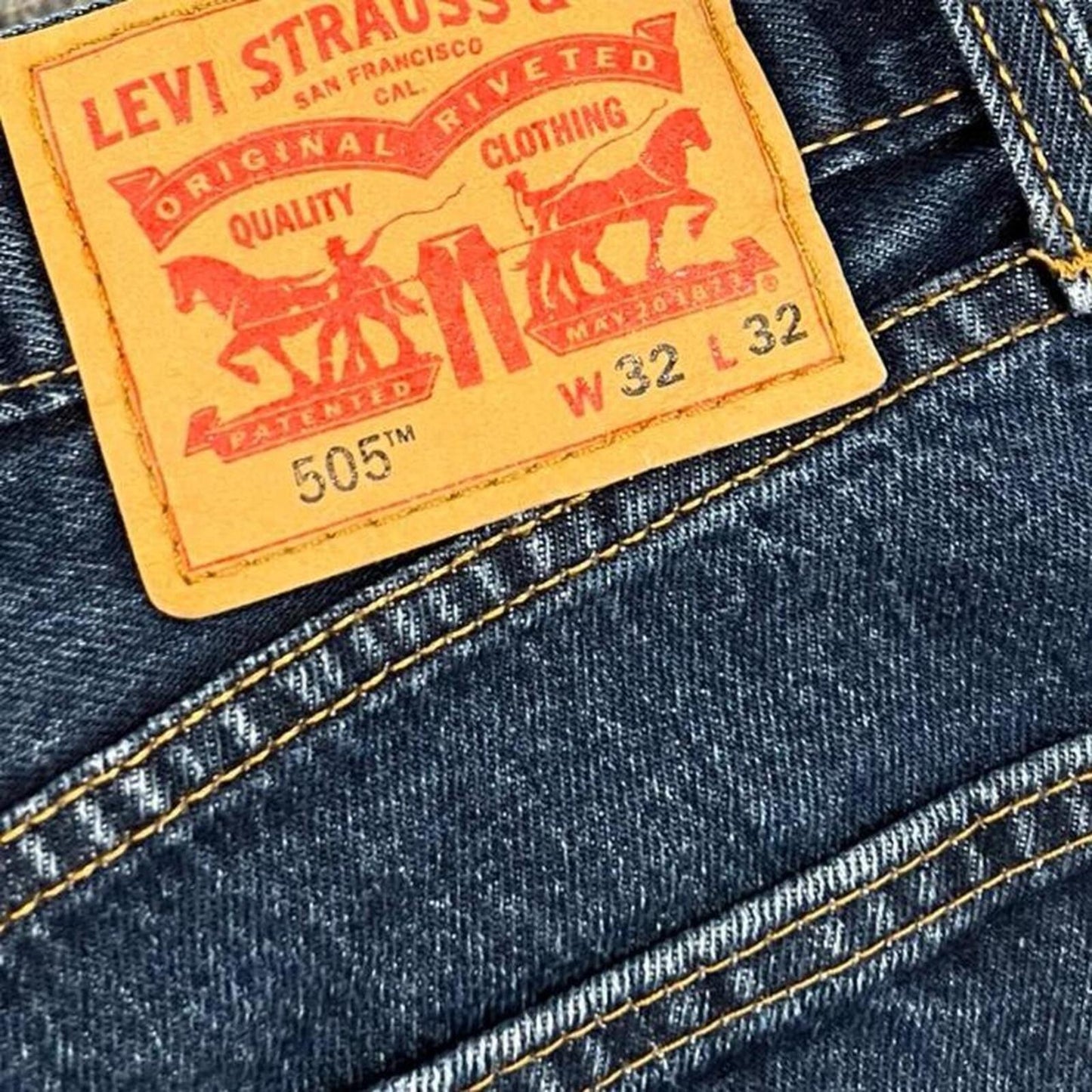 Vintage Levi’s 505 Straight Leg Jeans