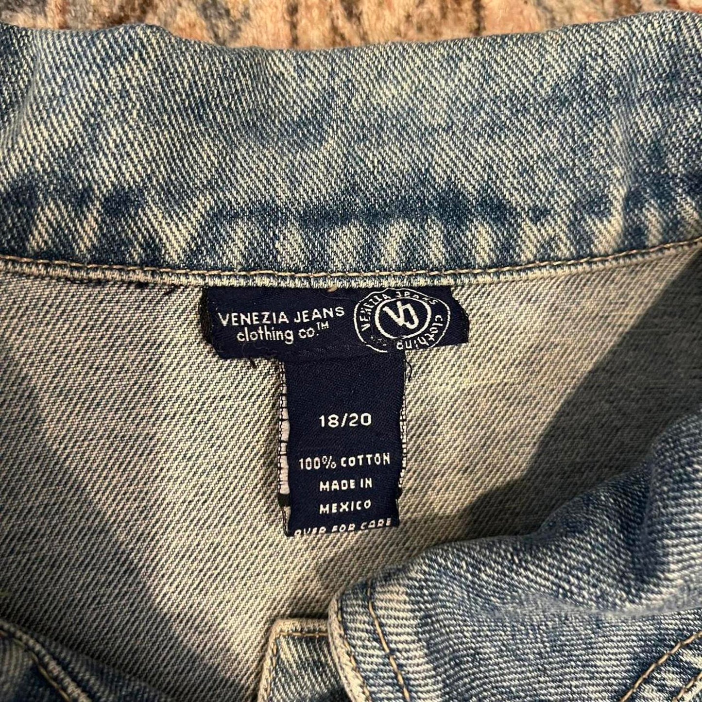 Vintage 90’s Denim Jacket Oversized Light Wash Trucker