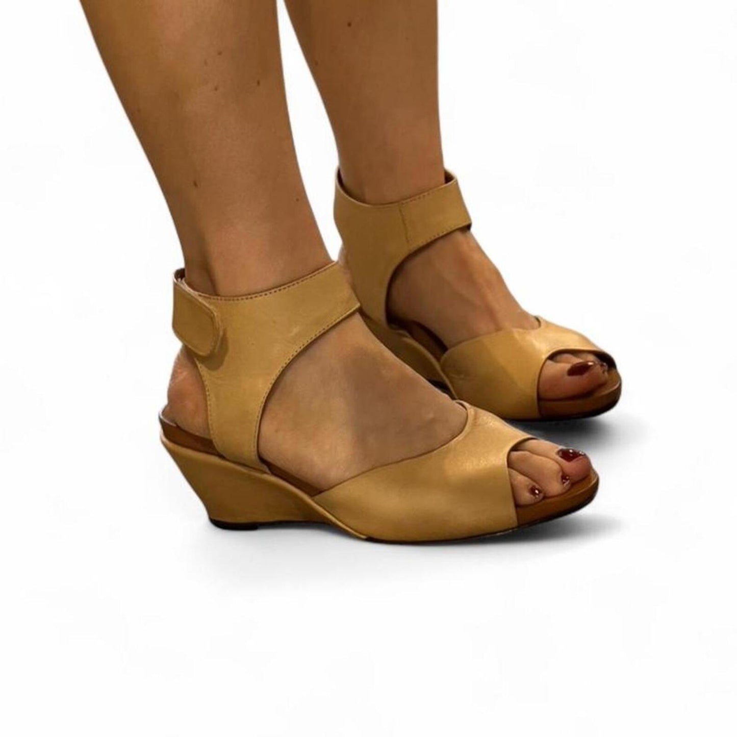 Vintage Minimal Leather Wedge Sandals