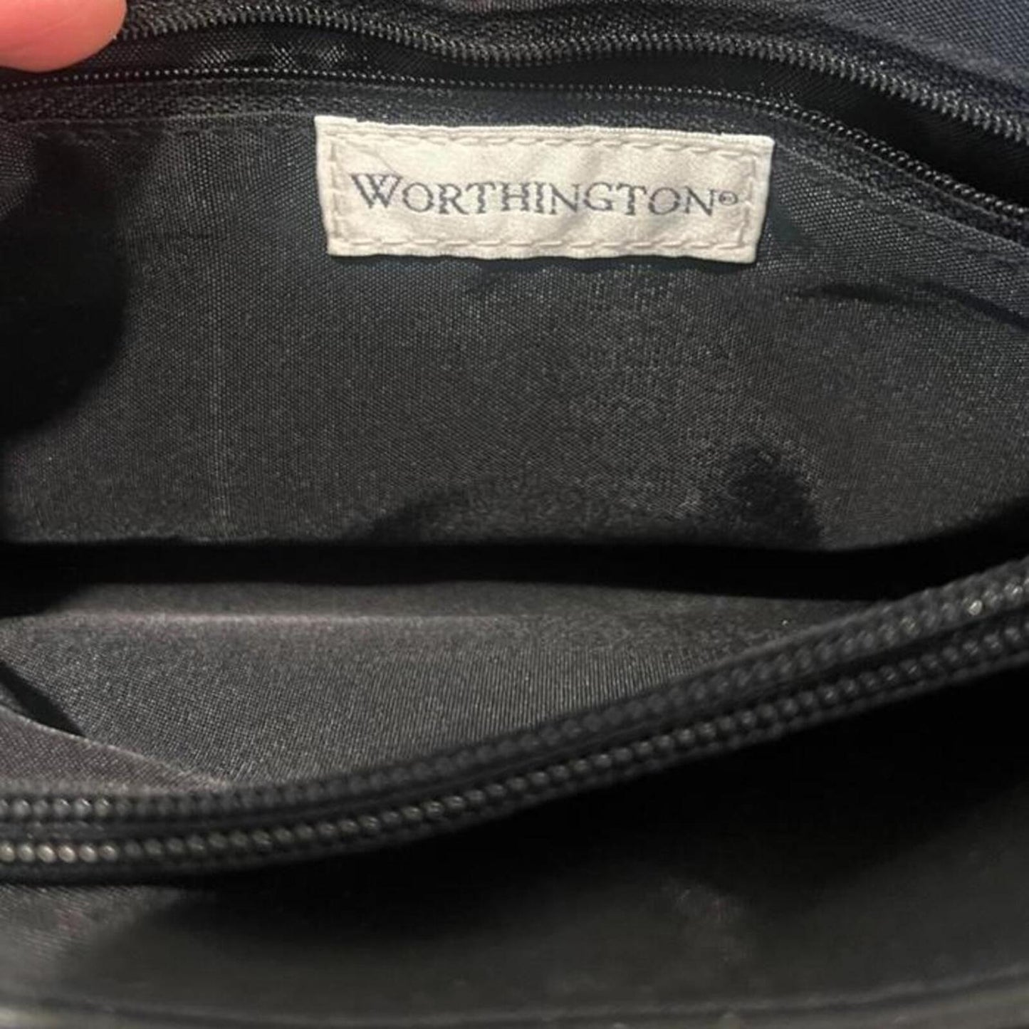 Vintage Worthington Black Leather Shoulder Bag