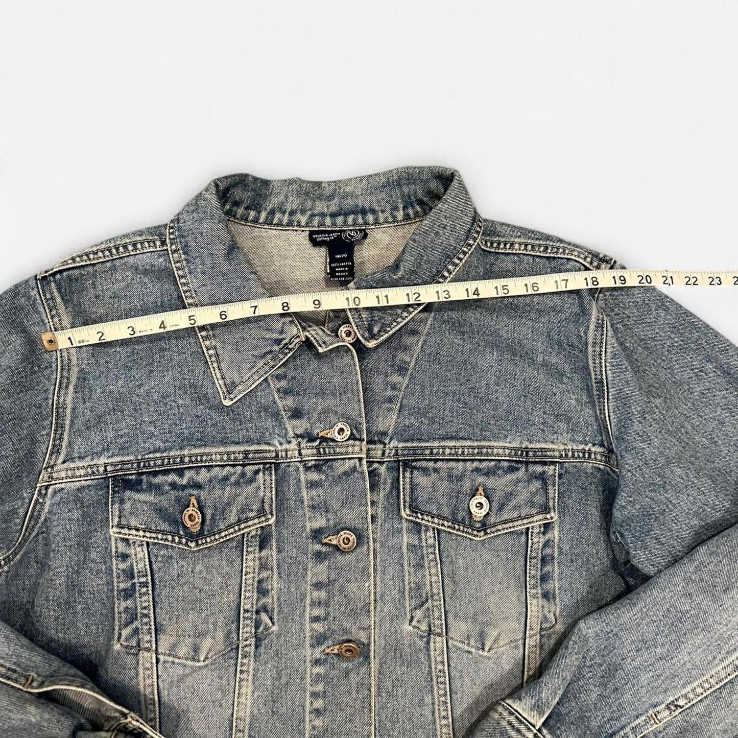Vintage 90’s Denim Jacket Oversized Light Wash Trucker