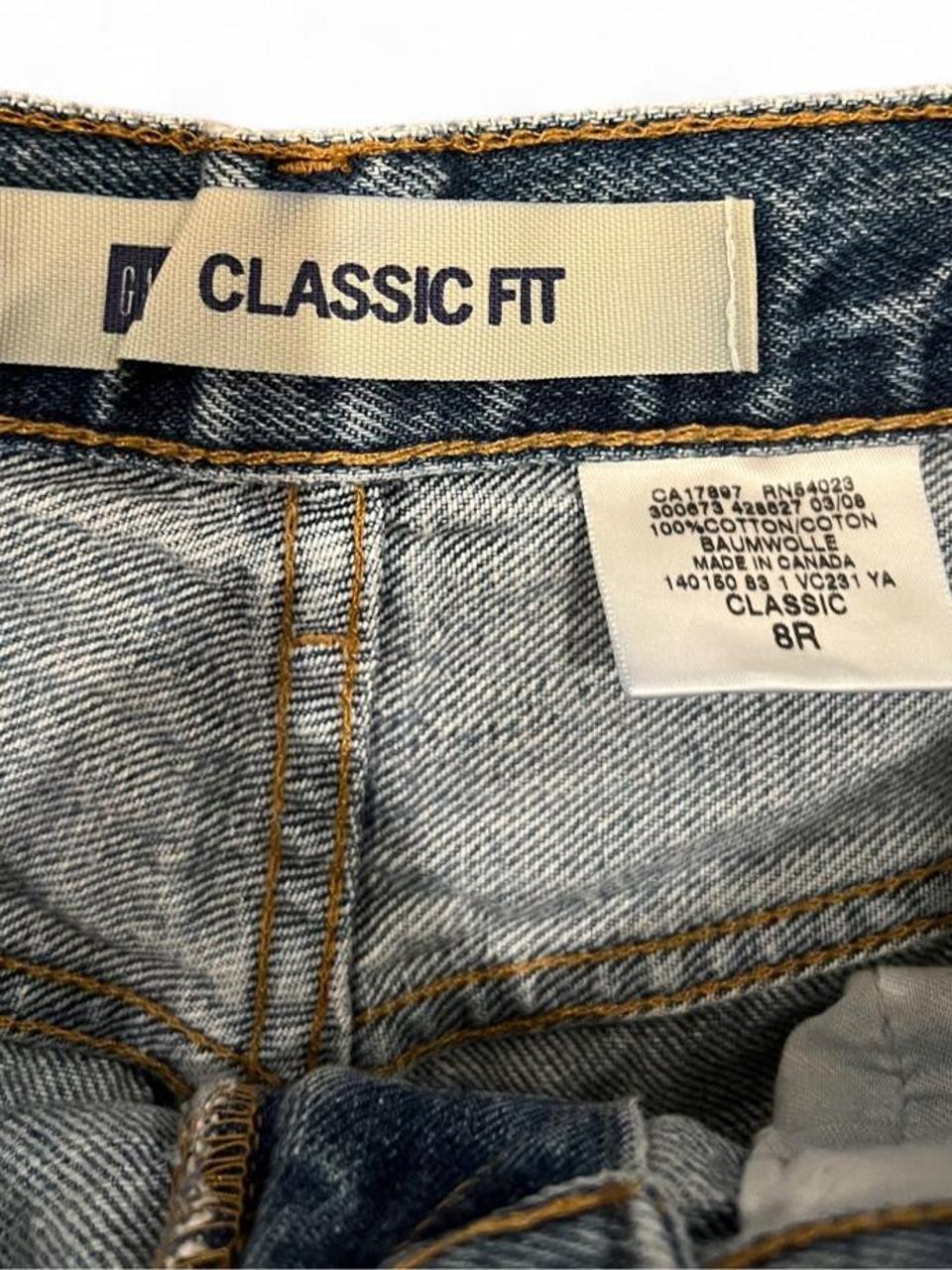 Y2K GAP Classic Fit Straight Leg Jeans Medium Wash