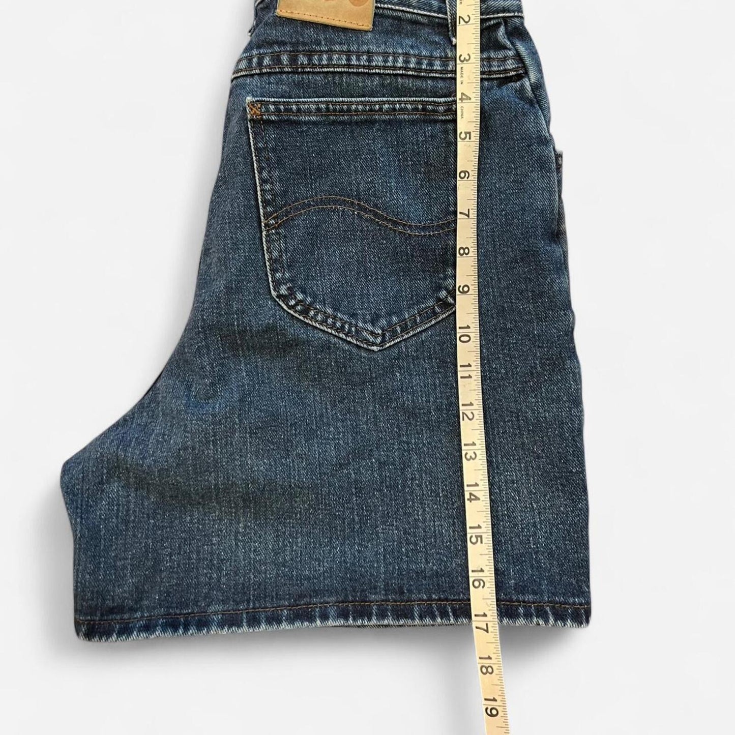 Vintage 90’s Lee Baggy Denim Shorts