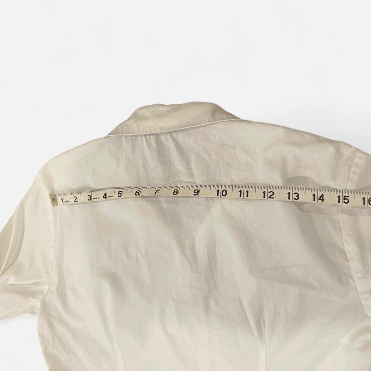 Vintage Y2K White Ruffle Button Up Blouse Fitted Stretch