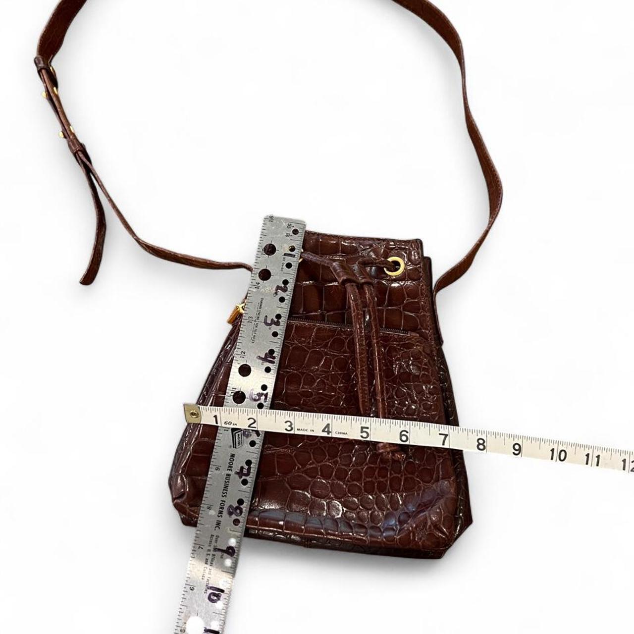 Vintage 90s Brown Croc Embossed Genuine Leather Bucket Bag Y2K Crossbody Purse