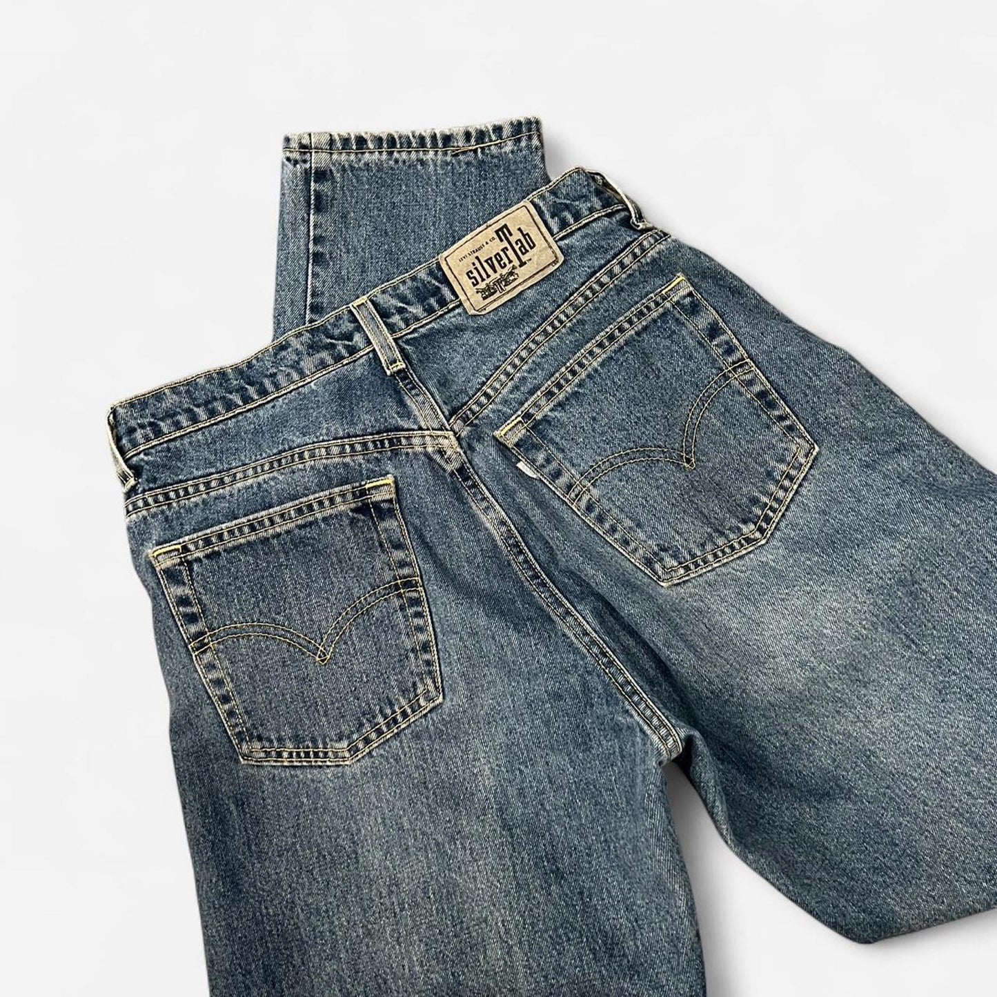 Vintage Levi’s SilverTab Loose Jeans Medium Wash