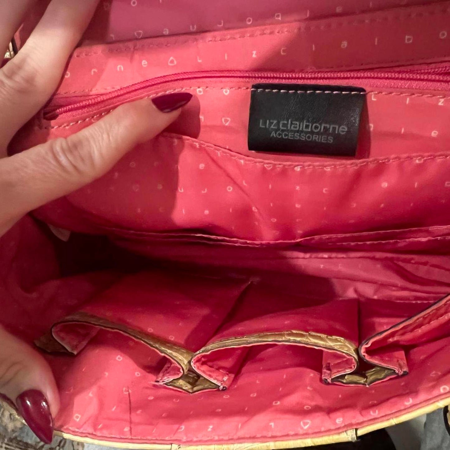 Y2K Vintage Yellow Croc Embossed Shoulder Bag