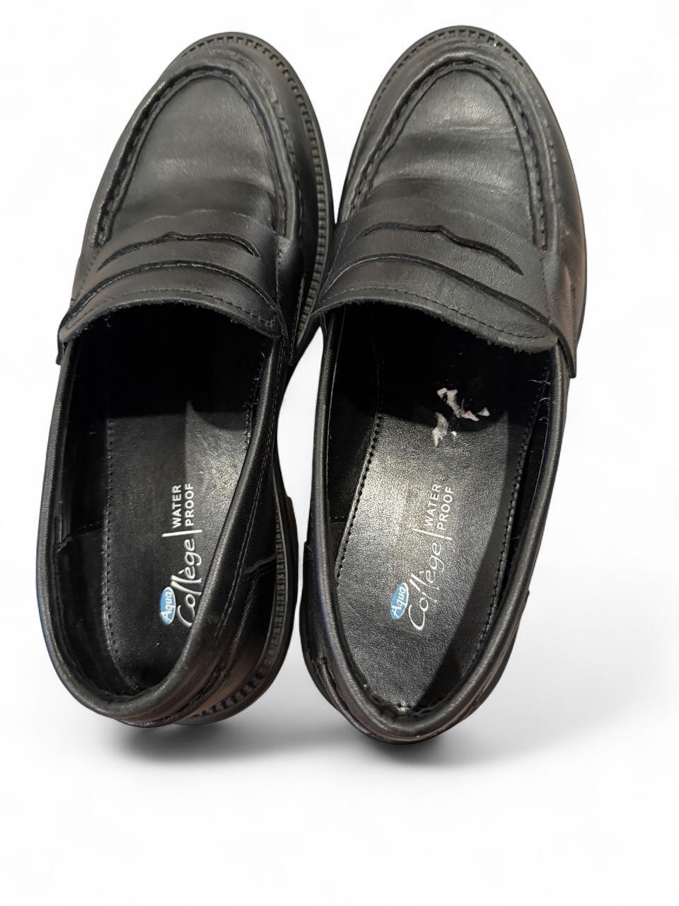 Y2K Black Chunky Penny Loafers Size 7
