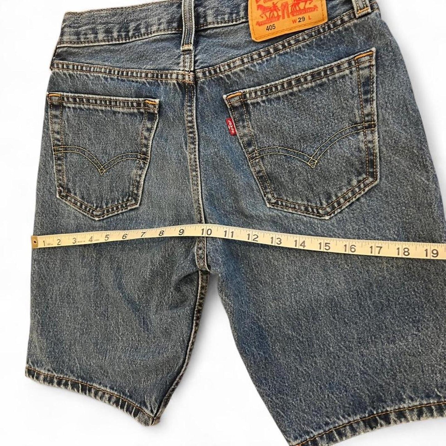 Levi’s 405 Jean Shorts Y2K Relaxed Fit Medium Wash