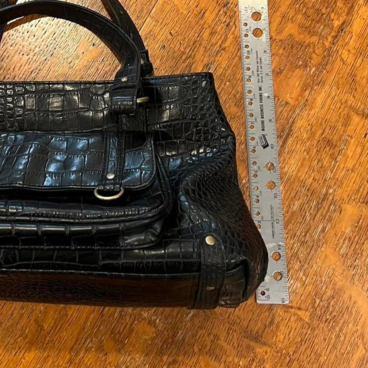 Vintage Y2K Croc Embossed Shoulder Bag Black Faux Leather
