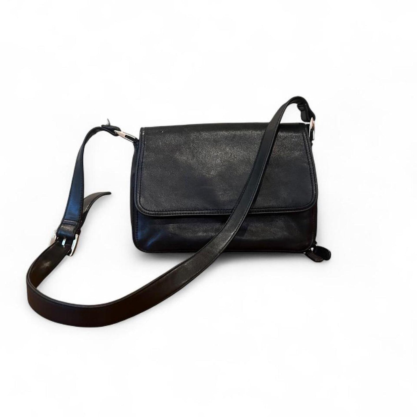 Vintage Worthington Black Leather Shoulder Bag