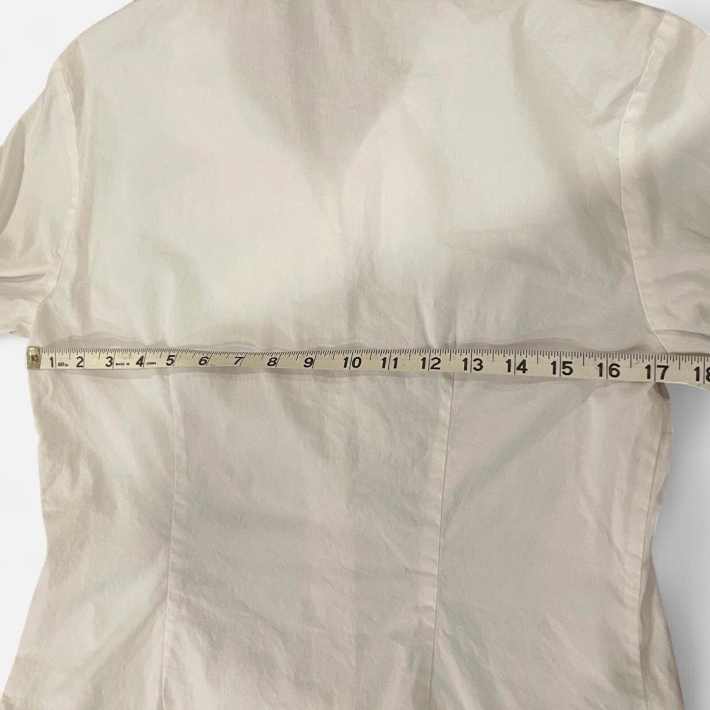 Vintage Y2K White Ruffle Button Up Blouse Fitted Stretch